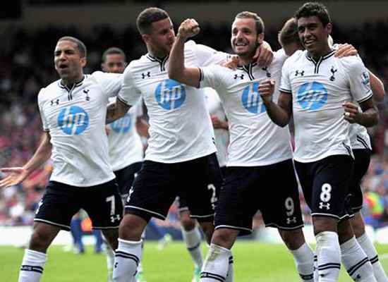 谌贻琴出席国家足球青训中心揭牌仪式