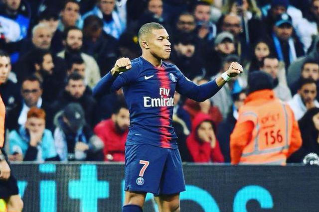 颜骏凌：夺冠的过程每年都不一样，4座中超冠军每一个都不同