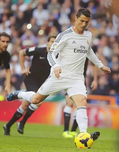 球队在最难的时候没有崩