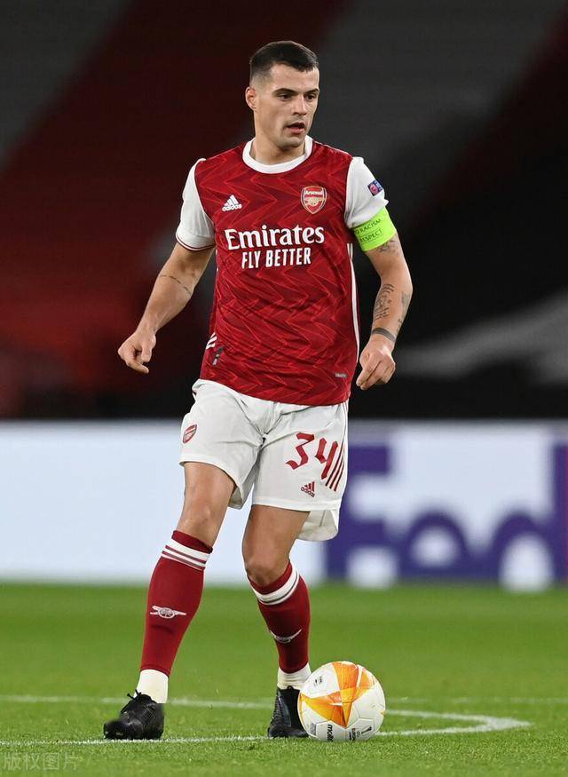 第四次，曼联错失进入欧冠区的机会。